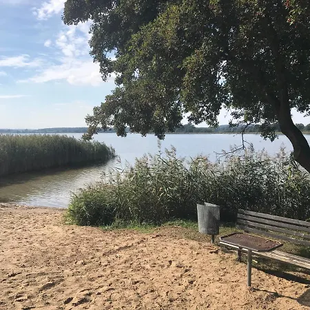 아파트 In Der Uckermark Am Oberuckersee Ot